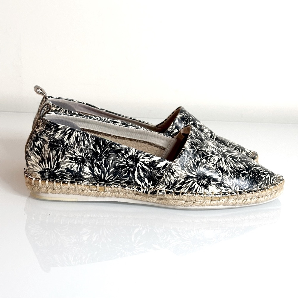 Kelsi Dagger Juniper Slip On Espadrilles Floral Printed Leather 9.5 Black - Picture 2 of 7